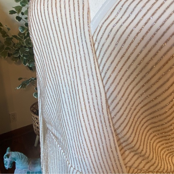 Francesca’s • Gold & Cream Glitter Stripe Wrap Dress • Size M • NWT - Picture 2 of 9